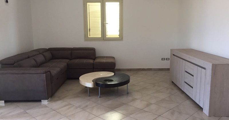 nella foto vediamo un salotto di una villa in puglia in salento