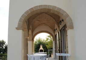nella foto vediamo una veranda di una villa in Pescoluse di Salve in Puglia 